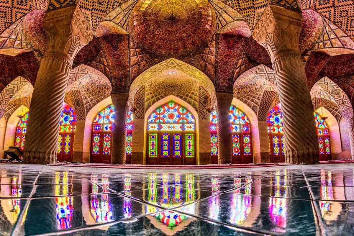 10 دلیل برای سفر و اقامت در شیراز